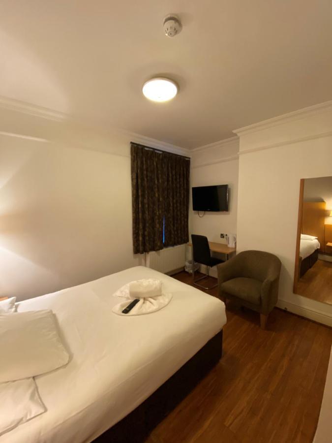 Buckingham Hotel High Wycombe Eksteriør bilde