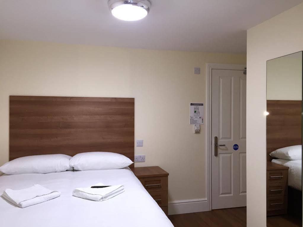 Buckingham Hotel High Wycombe Eksteriør bilde